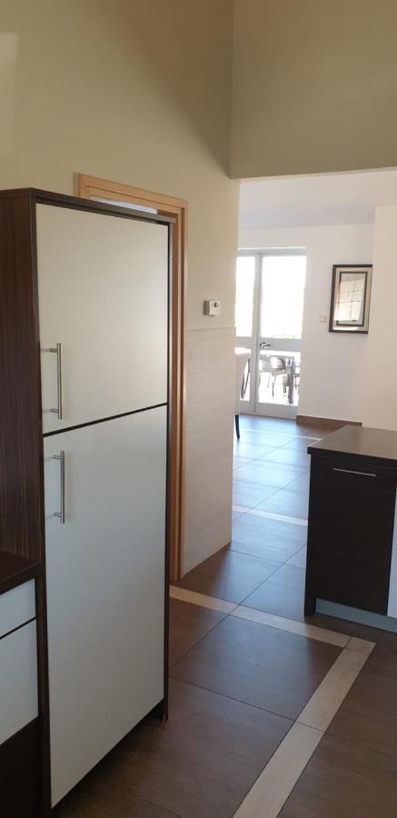 Apartments Seafront Villa Pula Dış mekan fotoğraf
