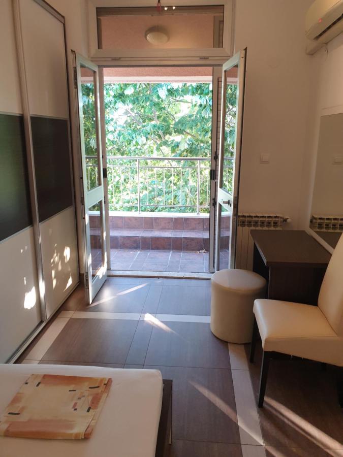 Apartments Seafront Villa Pula Dış mekan fotoğraf