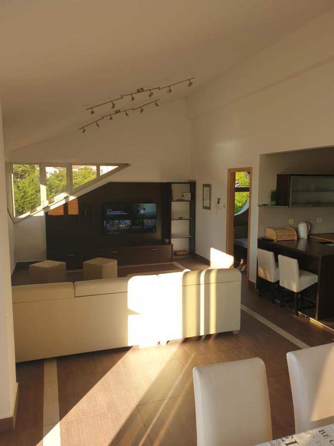 Apartments Seafront Villa Pula Dış mekan fotoğraf