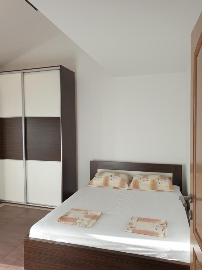 Apartments Seafront Villa Pula Dış mekan fotoğraf