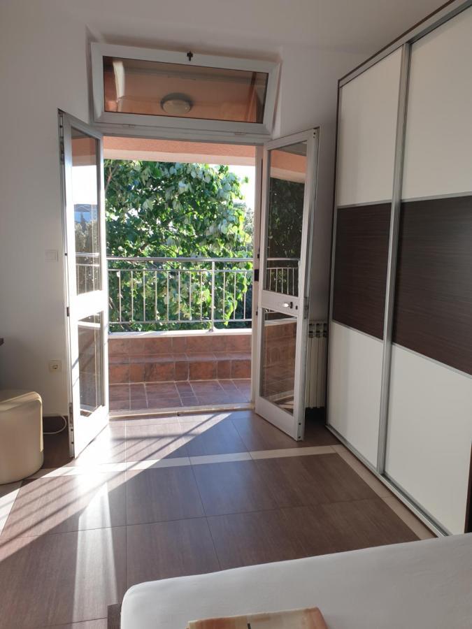 Apartments Seafront Villa Pula Dış mekan fotoğraf