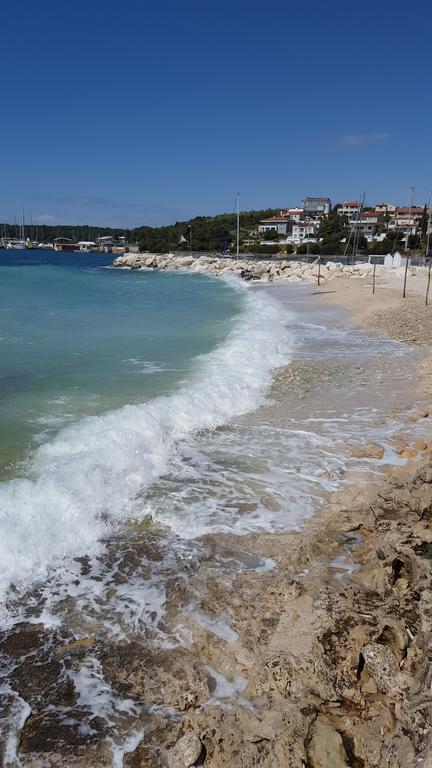Apartments Seafront Villa Pula Dış mekan fotoğraf