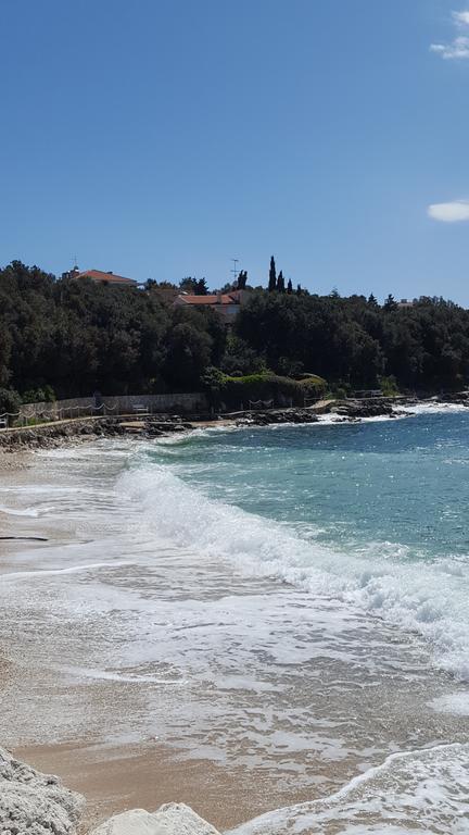 Apartments Seafront Villa Pula Dış mekan fotoğraf
