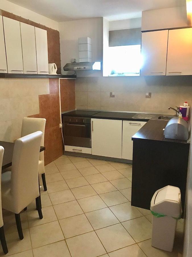 Apartments Seafront Villa Pula Dış mekan fotoğraf